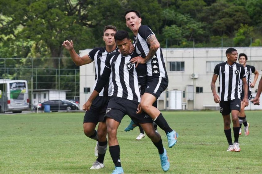 Botafogo - Caçar novos talentos
